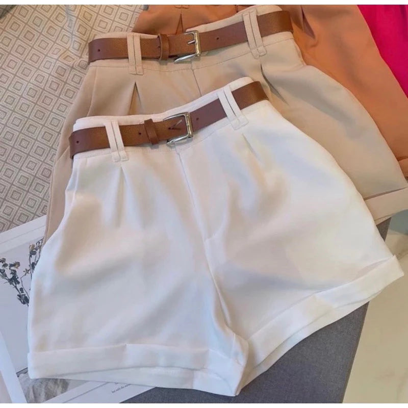 Short Feminino de Alfaiataria Social com Cinto e Cintura Alta – Promoção Especial